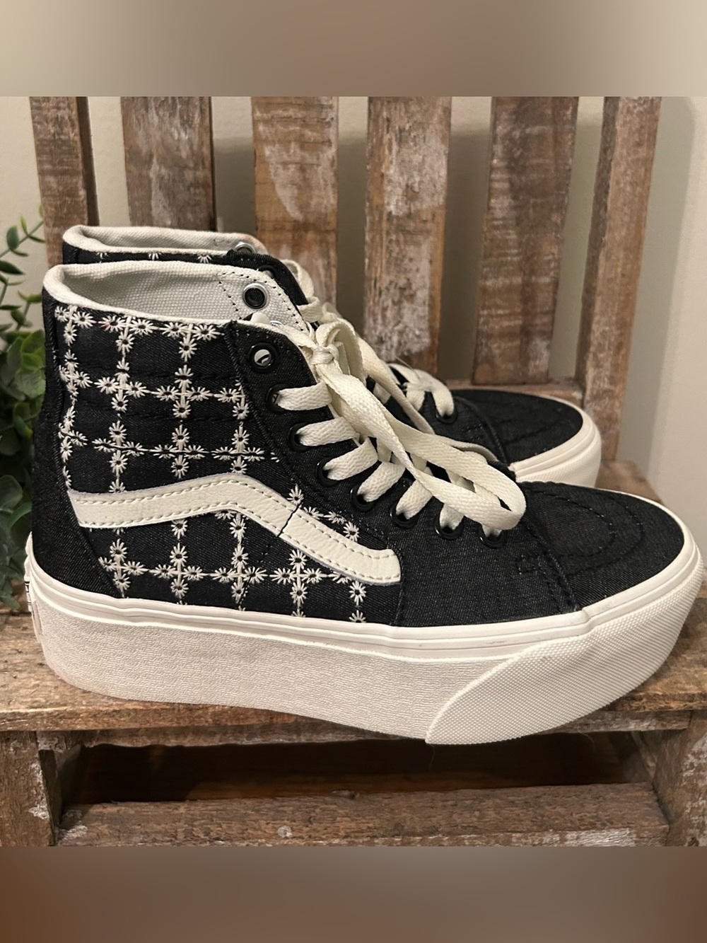 Vans Women’s Size 5 Sk8-Hi Tapered Denim Platform Sneaker Cool Black